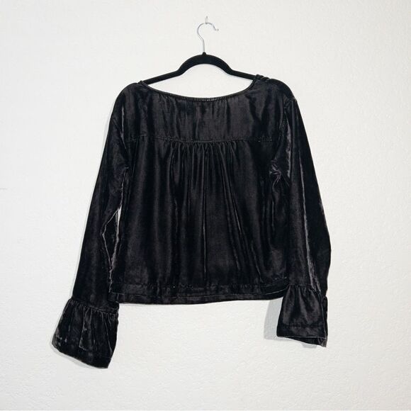 Cloth & Stone x Anthropologie Black Velour Bell Sleeve Top Size Small - Picture 6 of 6